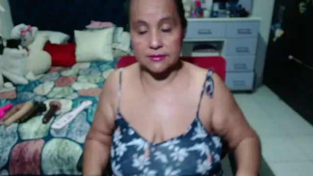 pervert mommy  online show from 11/01/25, 12:21