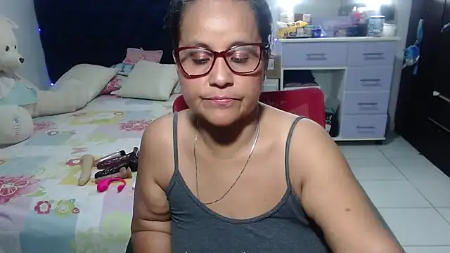 pervert mommy  online show from 04/23/26, 09:27