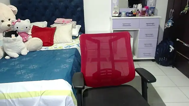 pervert mommy  online show from 11/23/25, 12:15