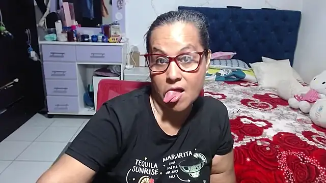 pervert mommy  online show from 05/22/26, 02:04