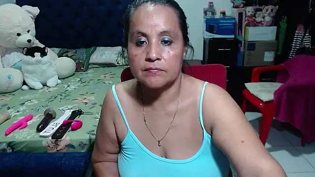Snapshot of pervert_mommy_ chatting on 03/13/25, 02:23 pervert mommy online show from 03/13/25, 02:23