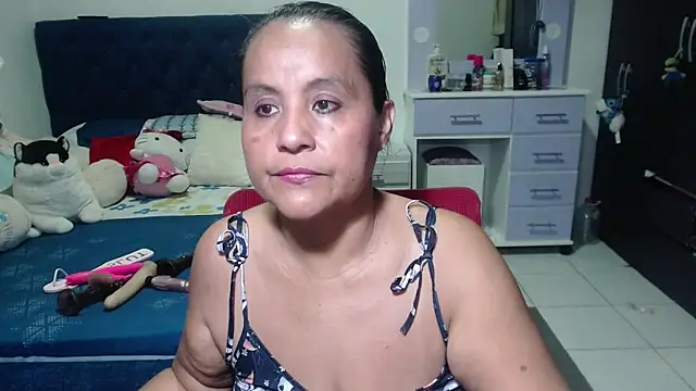 pervert mommy  online show from 12/01/25, 10:49