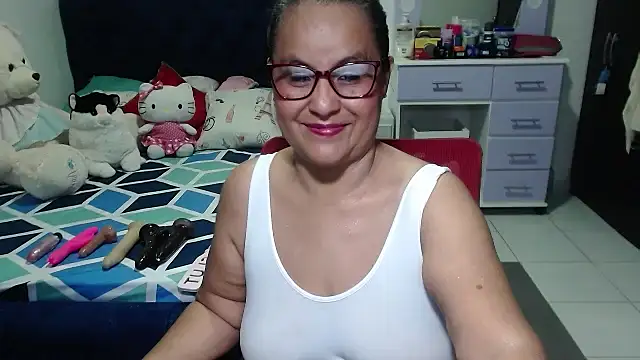 Snapshot of pervert_mommy_ chatting on 10/09/25, 09:43 pervert mommy online show from 10/09/25, 09:43