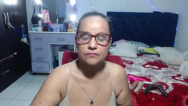 pervert mommy  online show from 05/21/26, 10:12