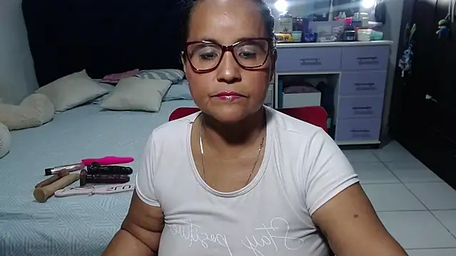 pervert mommy  online show from 05/14/26, 11:51