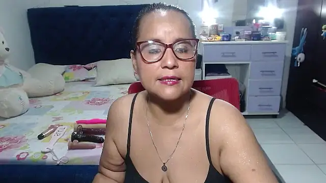 pervert mommy  online show from 04/18/26, 10:28