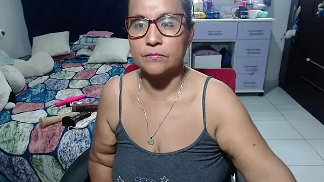 pervert mommy  online show from 05/07/26, 10:18