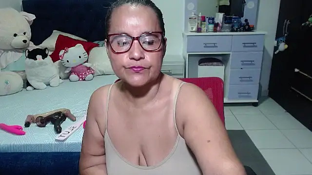 pervert mommy  online show from 11/10/25, 10:20