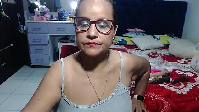 pervert mommy  online show from 05/27/26, 10:55