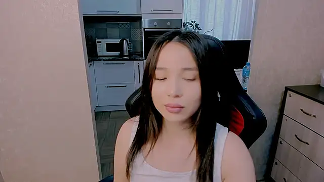 AyaMoon online show from 11/25/25, 05:08