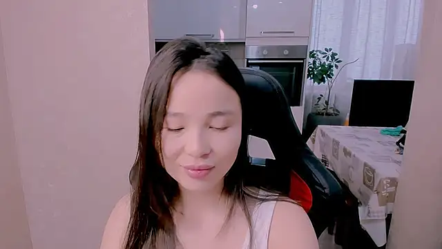 AyaMoon online show from 12/16/25, 04:50