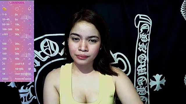 Snapshot of _preciousmoira_ chatting on 05/29/26, 12:44 preciousmoira online show from 05/29/26, 12:44