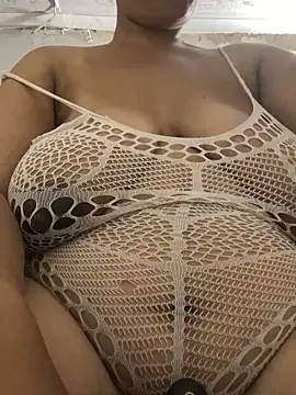 XHotJuicyBootyXX online show from 04/24/26, 10:17