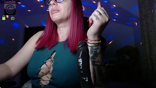 SonyaDevon online show from 04/14/26, 03:00