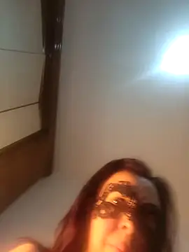 LAURAFOCOSA online show from 03/19/26, 10:10