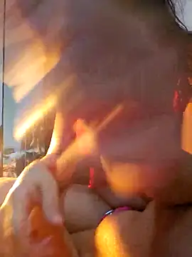 LAURAFOCOSA online show from 11/19/25, 11:05