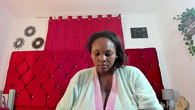 Snapshot of harleyevaans chatting on 03/15/25, 12:13 harleyevaans online show from 03/15/25, 12:13