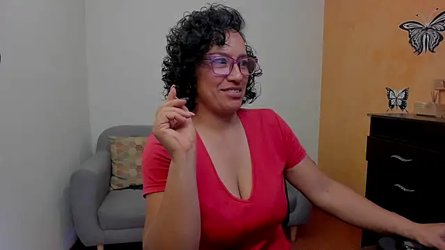 Snapshot of scarlet_wet chatting on 06/16/26, 12:10 scarlet wet online show from 06/16/26, 12:10