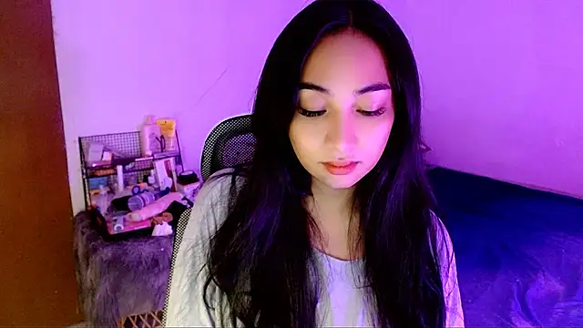 SweetLilly 18 online show from 12/15/25, 03:45