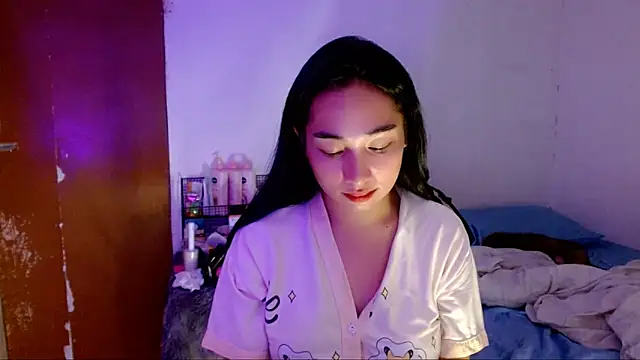 SweetLilly 18 online show from 09/26/25, 02:35