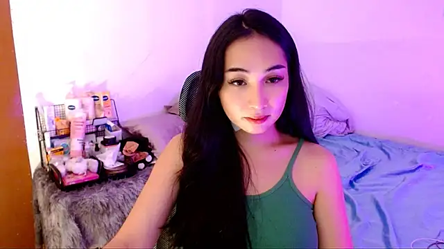 SweetLilly 18 online show from 10/24/25, 01:48