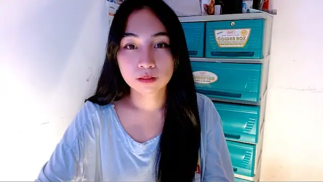 SweetLilly 18 online show from 09/18/25, 03:37
