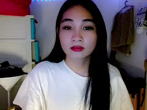 SweetLilly 18 online show from 03/23/25, 05:54