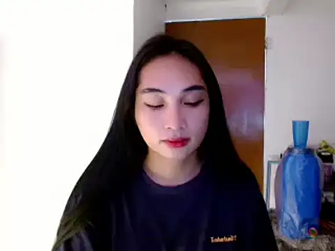 SweetLilly 18 online show from 01/23/25, 02:44
