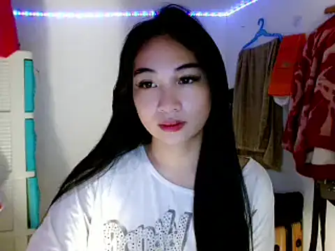 SweetLilly 18 online show from 03/14/25, 02:20