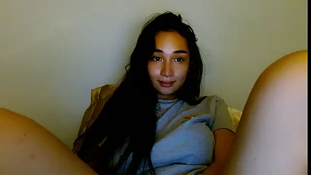 SweetLilly 18 online show from 04/12/26, 02:53