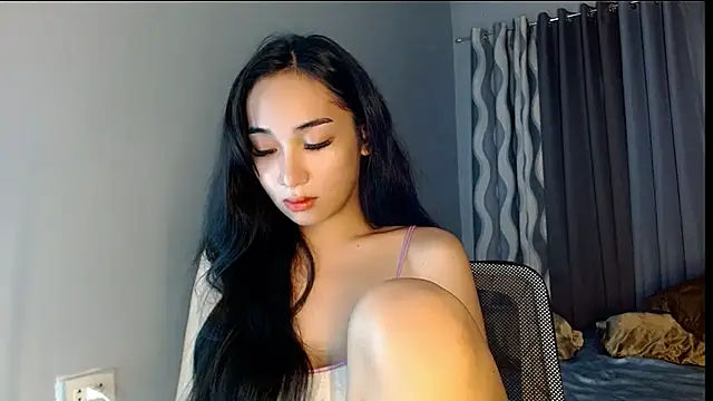 SweetLilly 18 online show from 07/17/26, 02:53
