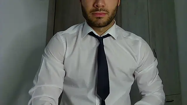 Justynn1 online show from 04/26/26, 04:43