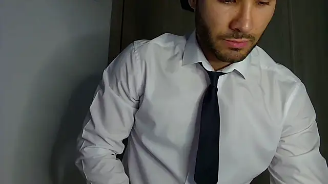 Justynn1 online show from 04/14/26, 11:43