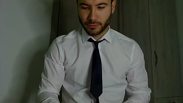 Justynn1 online show from 11/17/25, 11:09