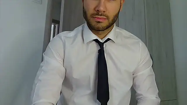 Justynn1 online show from 06/01/26, 04:45
