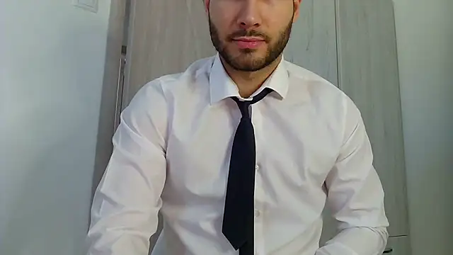 Justynn1 online show from 03/19/25, 05:41