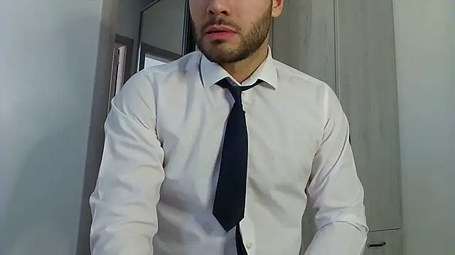 Justynn1 online show from 02/26/25, 06:08