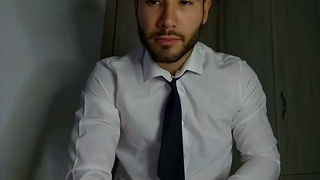 Justynn1 online show from 09/30/25, 09:32