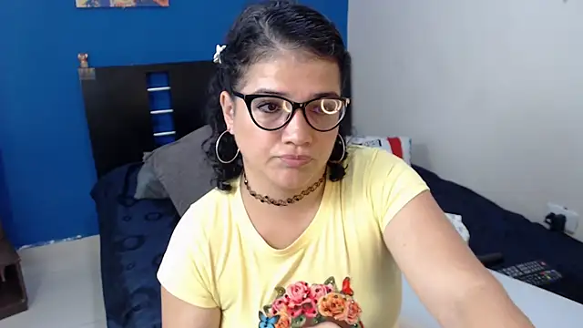 GlendaStarx online show from 04/29/26, 08:04