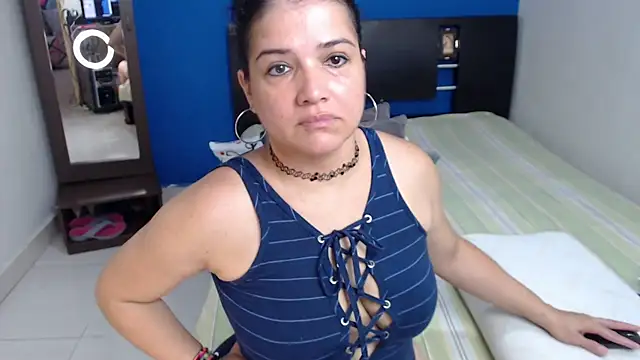 Snapshot of GlendaStarx chatting on 07/08/26, 03:13 GlendaStarx online show from 07/08/26, 03:13