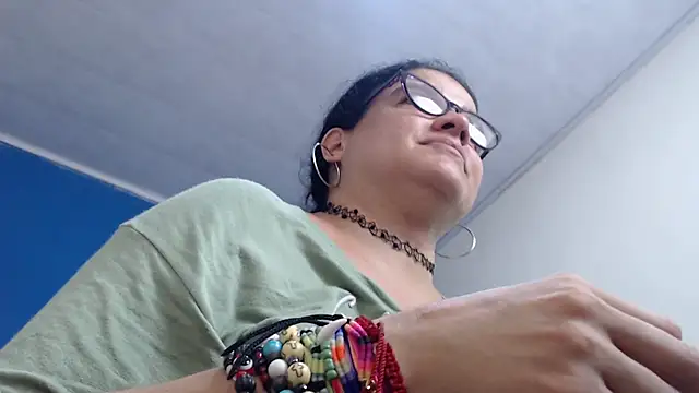 GlendaStarx online show from 05/27/26, 02:19