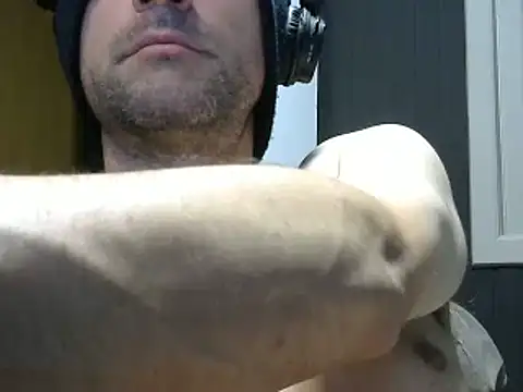 gauchors20 online show from 12/07/24, 02:25