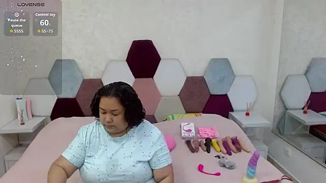 angel blue online show from 12/20/25, 02:42