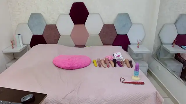 angel blue online show from 01/13/26, 04:33