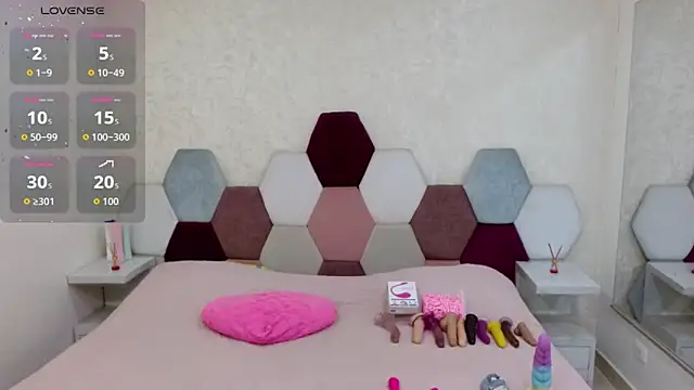 angel blue online show from 10/28/25, 02:05