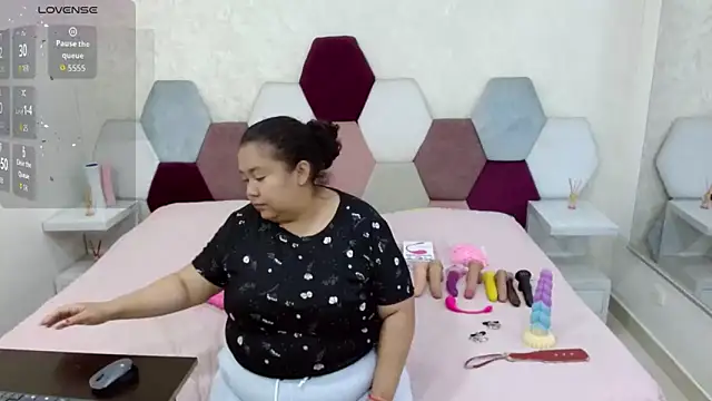 angel blue online show from 02/17/26, 02:47