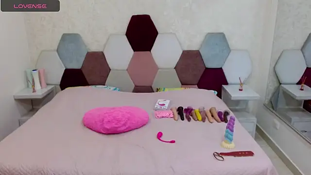 angel blue online show from 09/28/25, 02:57