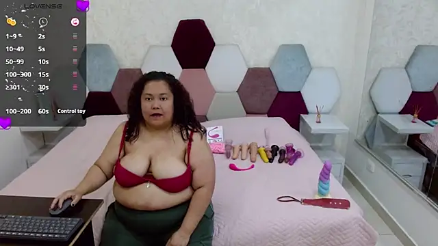 angel blue online show from 09/13/25, 03:34