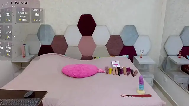 angel blue online show from 10/25/25, 03:23