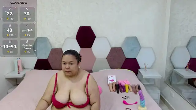 angel blue online show from 12/15/25, 04:46